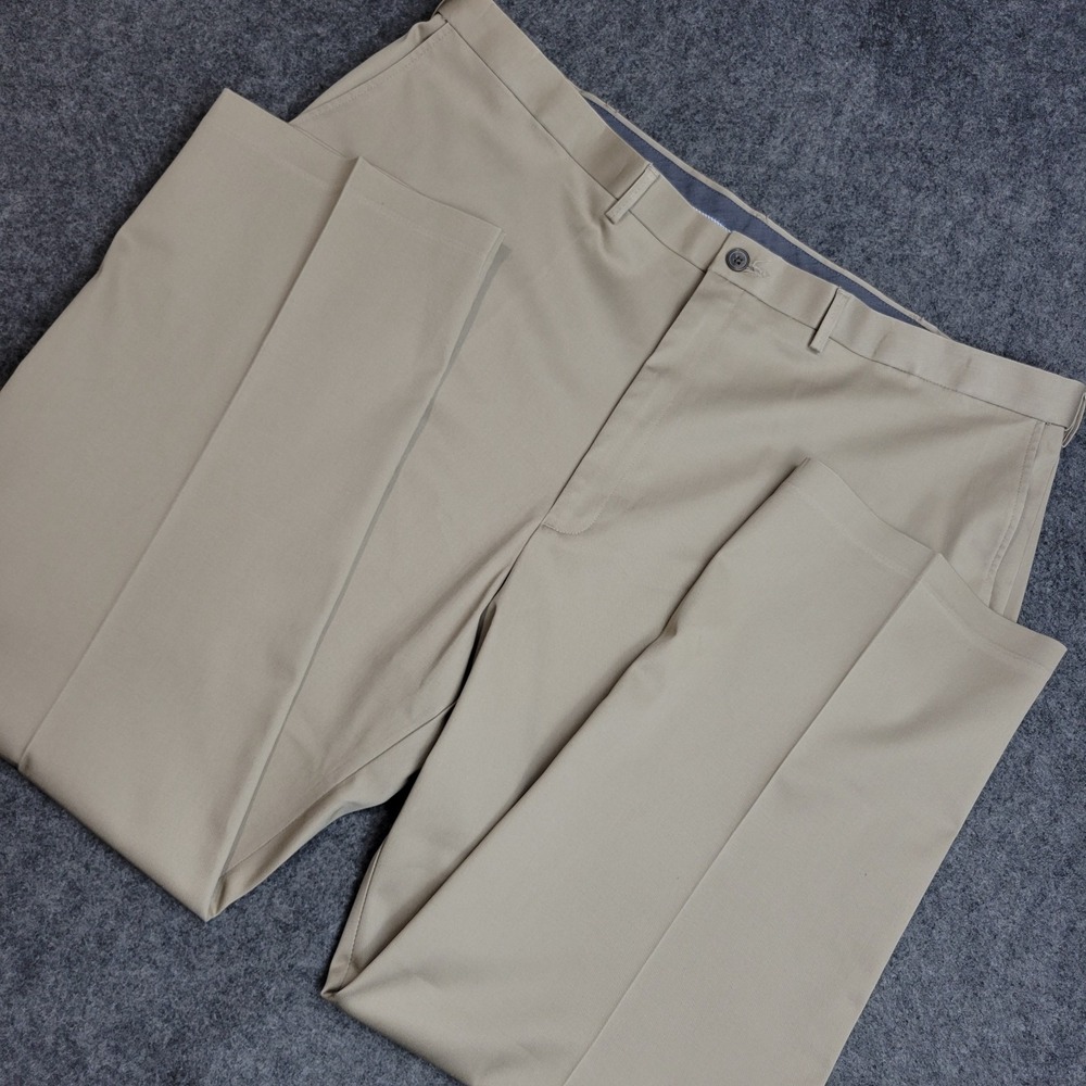 Haggar Chino Pants Mens 46x32 Beige Classic Fit Stretch Straight Leg Preppy Nerd